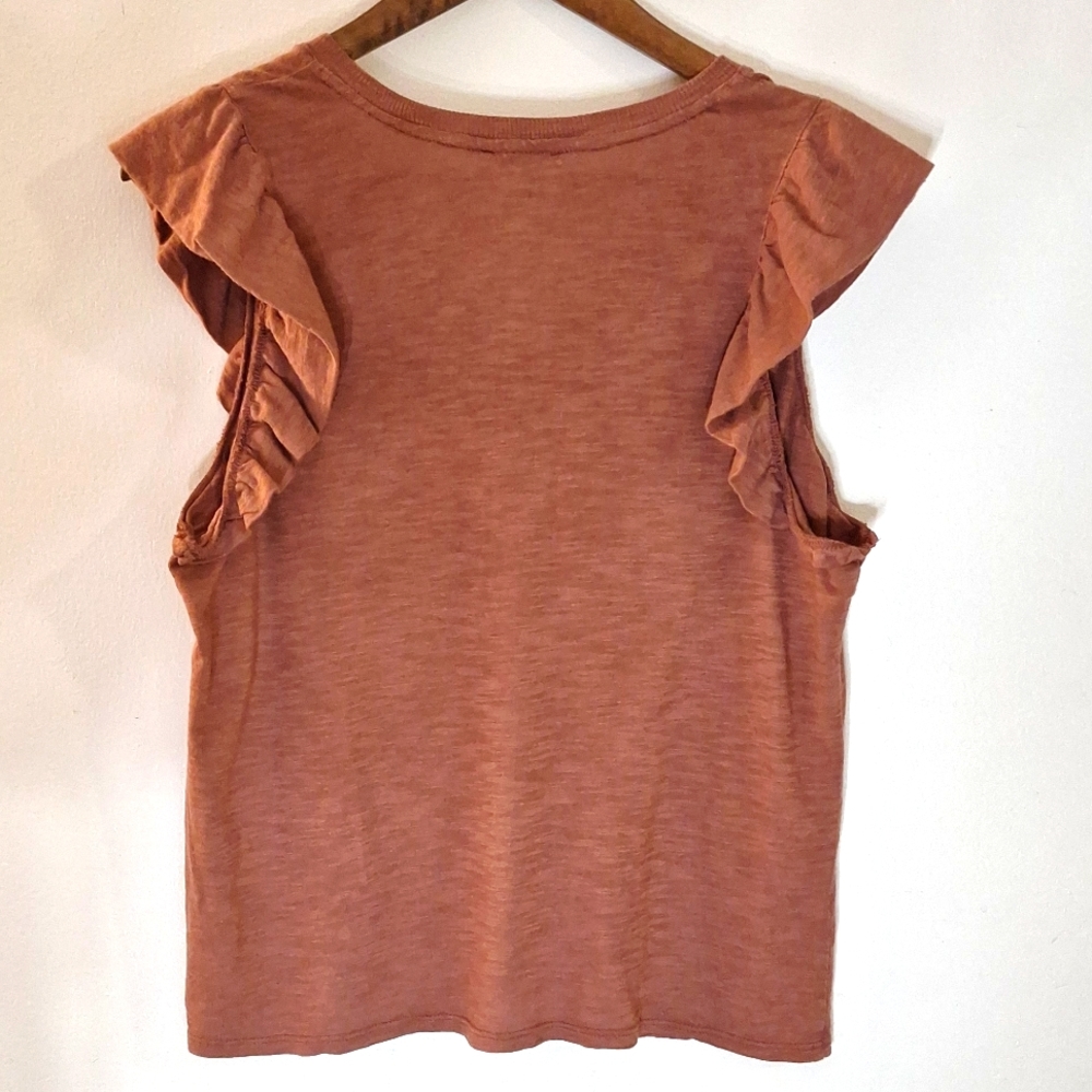 🌸Women's Ruffle Sleeve Tee - Picture 2 of 4